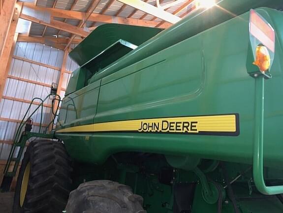 Image of John Deere 9870 STS equipment image 4