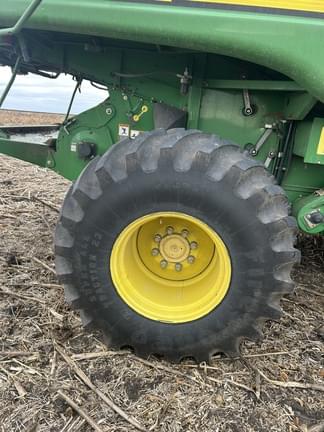 Image of John Deere 9870 STS equipment image 2