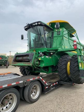 2008 John Deere 9870 STS Equipment Image0