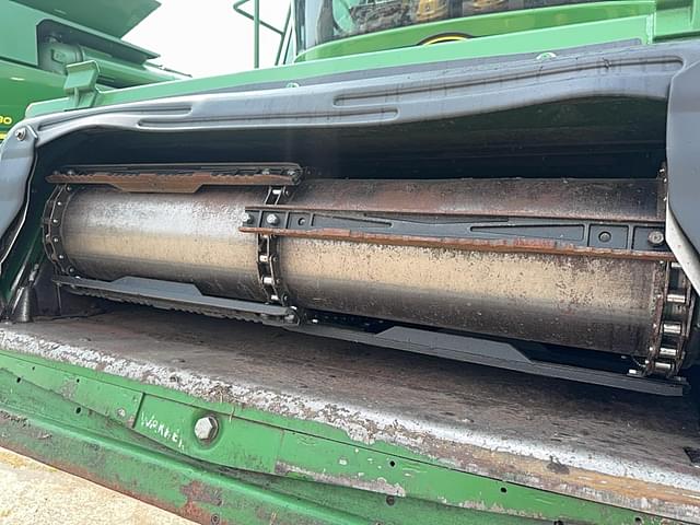 Image of John Deere 9870 STS equipment image 4