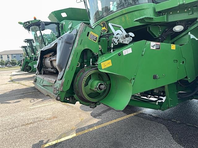 Image of John Deere 9870 STS equipment image 2