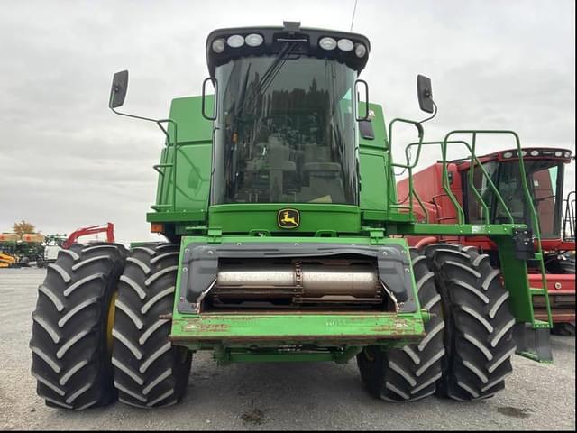 Image of John Deere 9870 STS equipment image 2