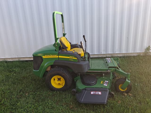 Image of John Deere 997 equipment image 1
