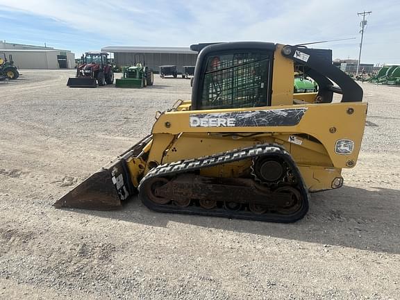 Image of John Deere CT322 equipment image 1