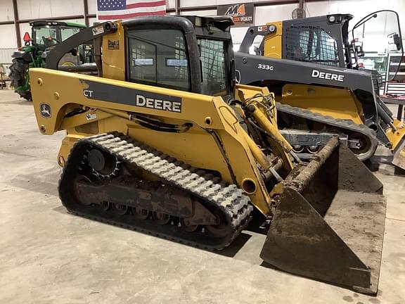 Image of John Deere CT332 equipment image 1