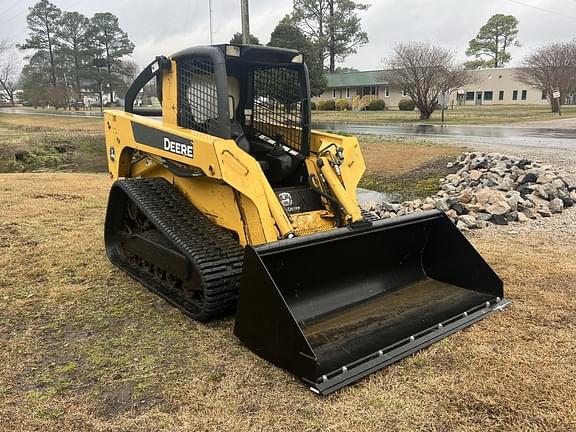 Image of John Deere CT332 Primary image