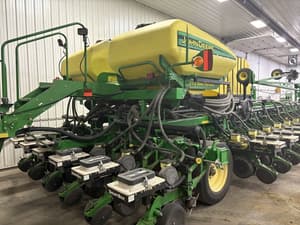 2008 John Deere DB60 Image