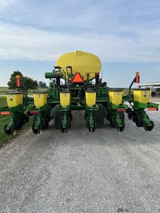 Image of John Deere DB66 equipment image 3