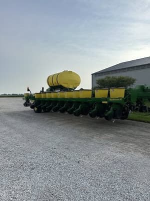 2008 John Deere DB66 Image