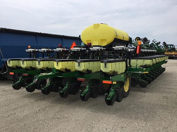 Image of John Deere DB60 equipment image 4
