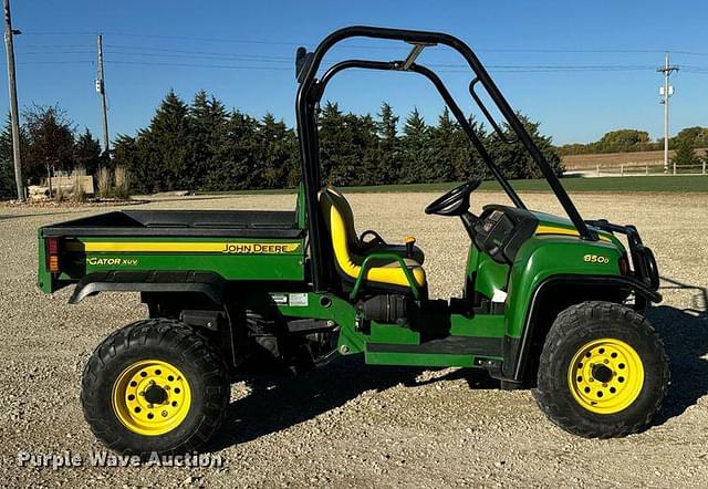 Image of John Deere XUV 850D equipment image 3