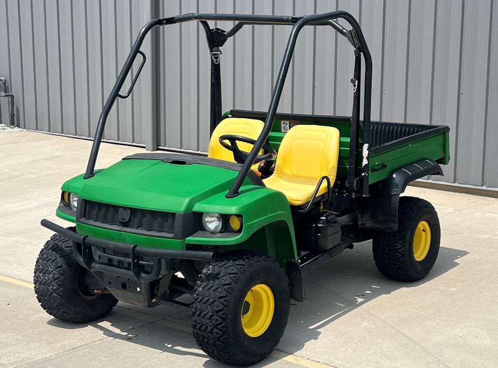 Main image John Deere Gator HPX