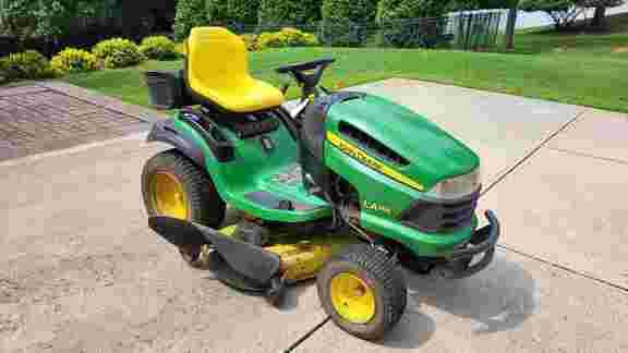 Image of John Deere LA165 Image 0