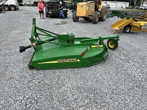 Image of John Deere MX6 equipment image 4