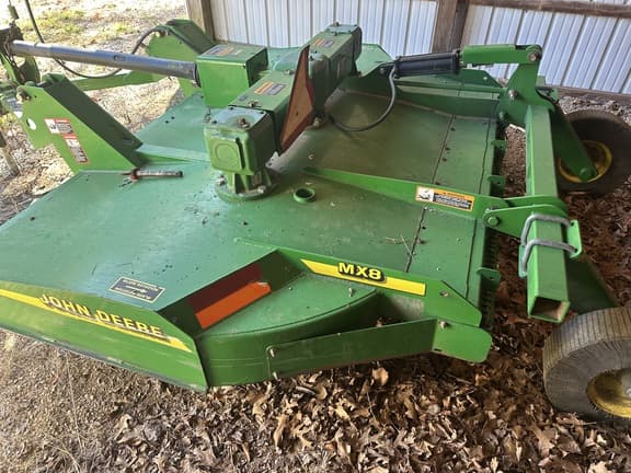 Image of John Deere MX8 equipment image 2