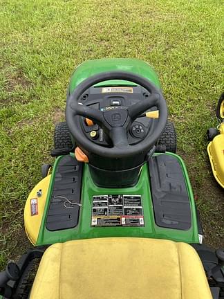 Image of John Deere X300 equipment image 4