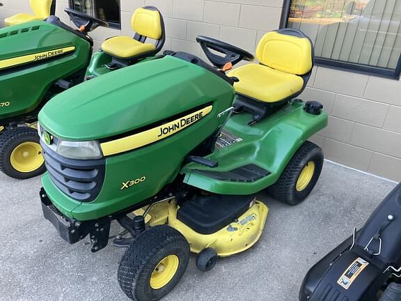 Image of John Deere X300 equipment image 1