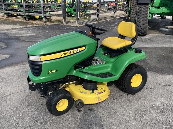 Image of John Deere X300 equipment image 2