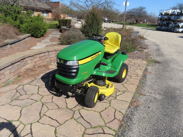 Image of John Deere X300 equipment image 1
