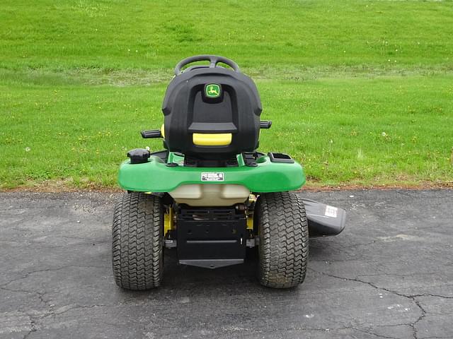 Image of John Deere X300 equipment image 3