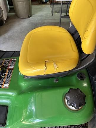 Image of John Deere X300R equipment image 2