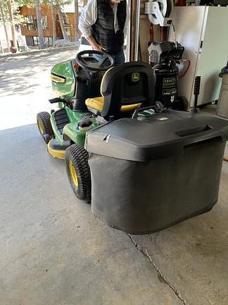 Image of John Deere X300R equipment image 4