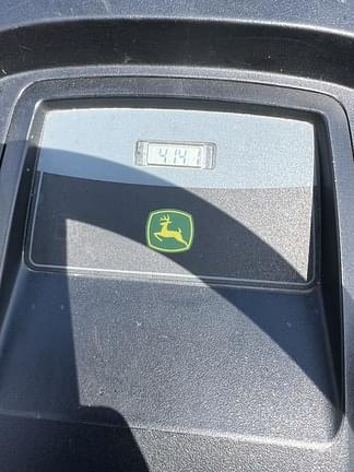 Image of John Deere X304 equipment image 4