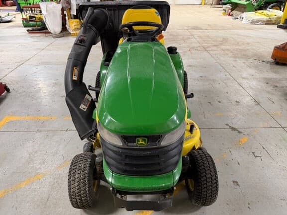 Image of John Deere X304 equipment image 3