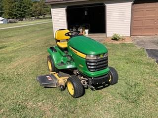 Image of John Deere X320 equipment image 1