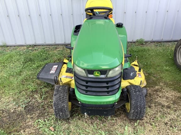 Image of John Deere X320 equipment image 1