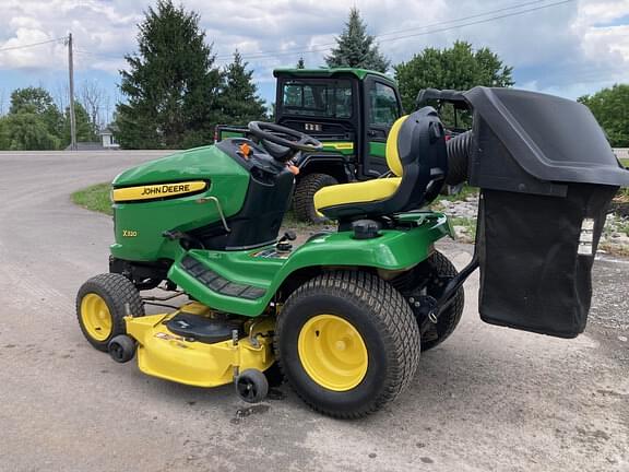 Image of John Deere X320 equipment image 2