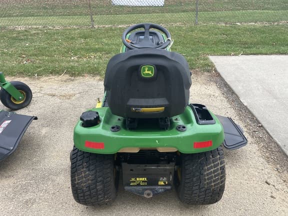 Image of John Deere X320 equipment image 4