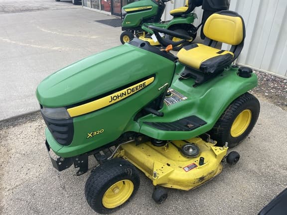Image of John Deere X320 equipment image 2