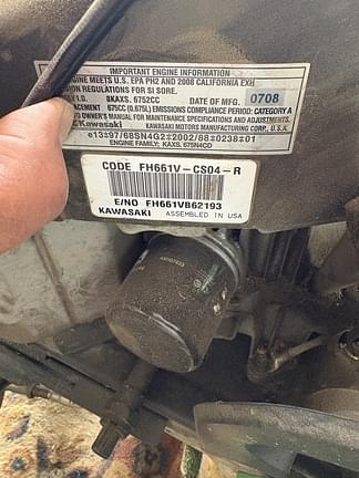 Image of John Deere X320 equipment image 1