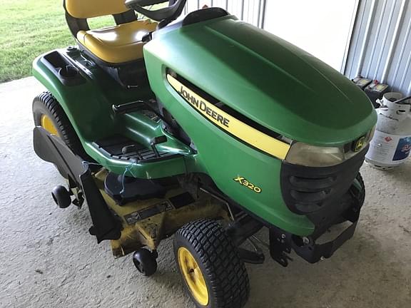 Image of John Deere X320 Primary image