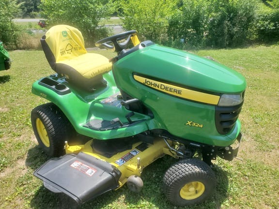 Main image John Deere X324