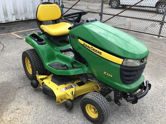 Image of John Deere X324 equipment image 2