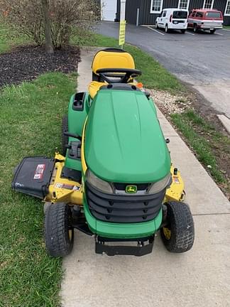 Image of John Deere X324 equipment image 3