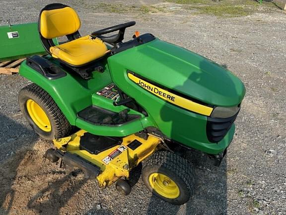 Image of John Deere X500 equipment image 2