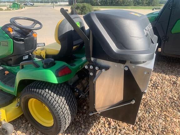 Image of John Deere X500 equipment image 4