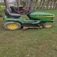 Image of John Deere X500 equipment image 4