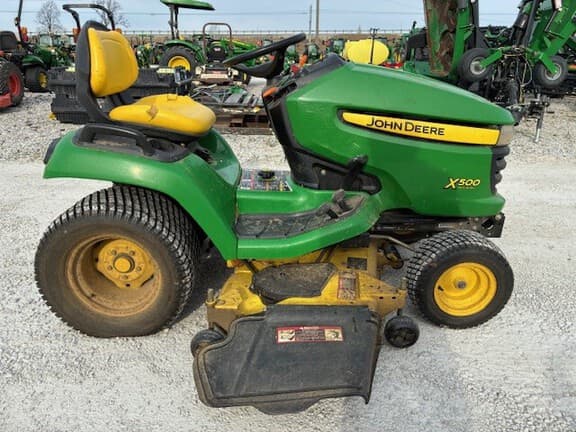 Image of John Deere X500 equipment image 3
