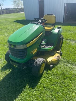 Image of John Deere X500 equipment image 1