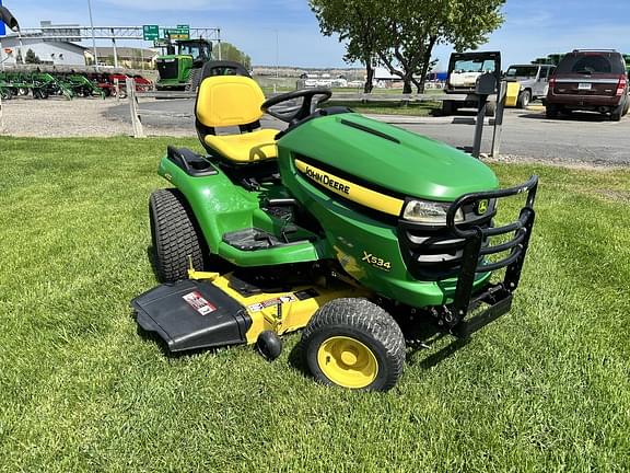 Image of John Deere X534 equipment image 2