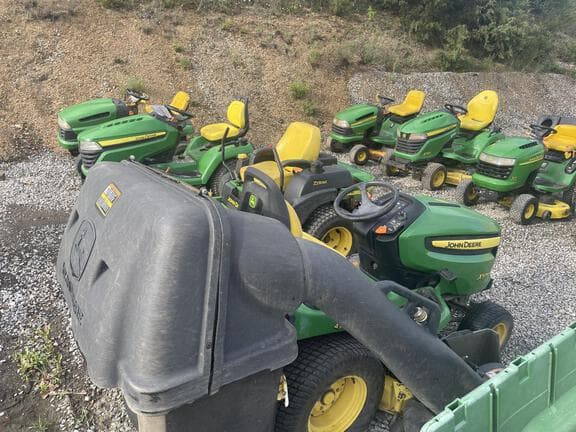 Image of John Deere X534 equipment image 2