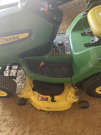 Image of John Deere X540 equipment image 4