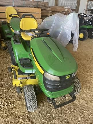 Image of John Deere X540 equipment image 1