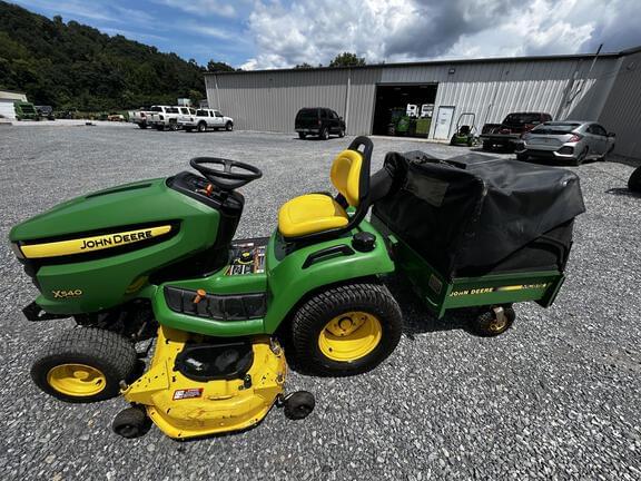 Image of John Deere X540 equipment image 1
