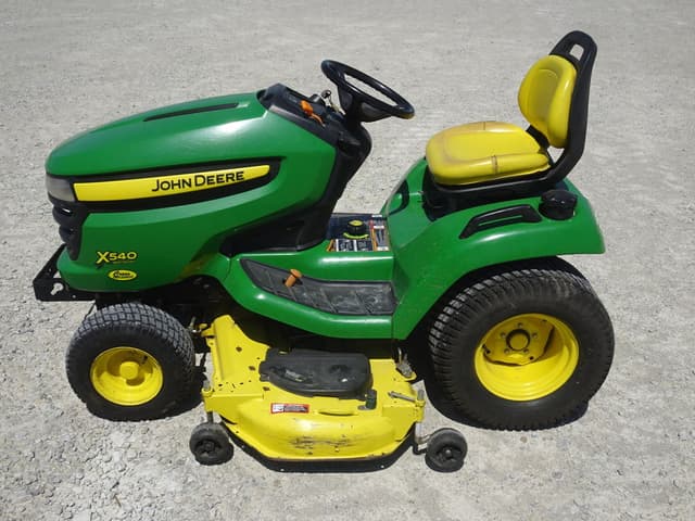Image of John Deere X540 equipment image 2