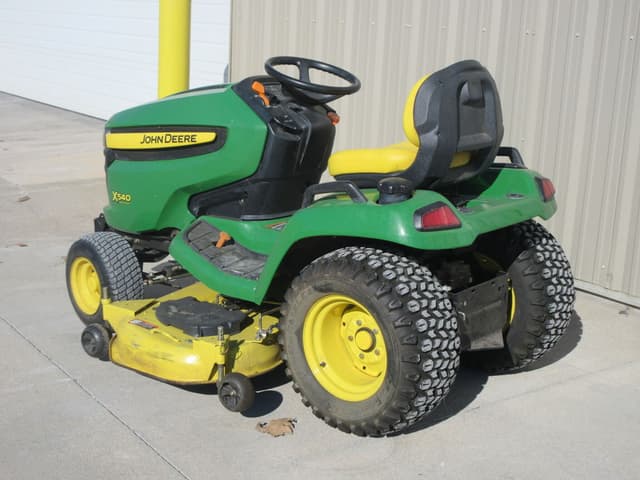 Image of John Deere X540 equipment image 4